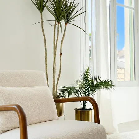Cornut 4a Apartment Cannes